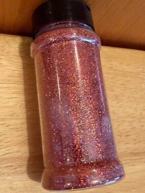 AB Design Co Holographic Fine Glitter in Darlin